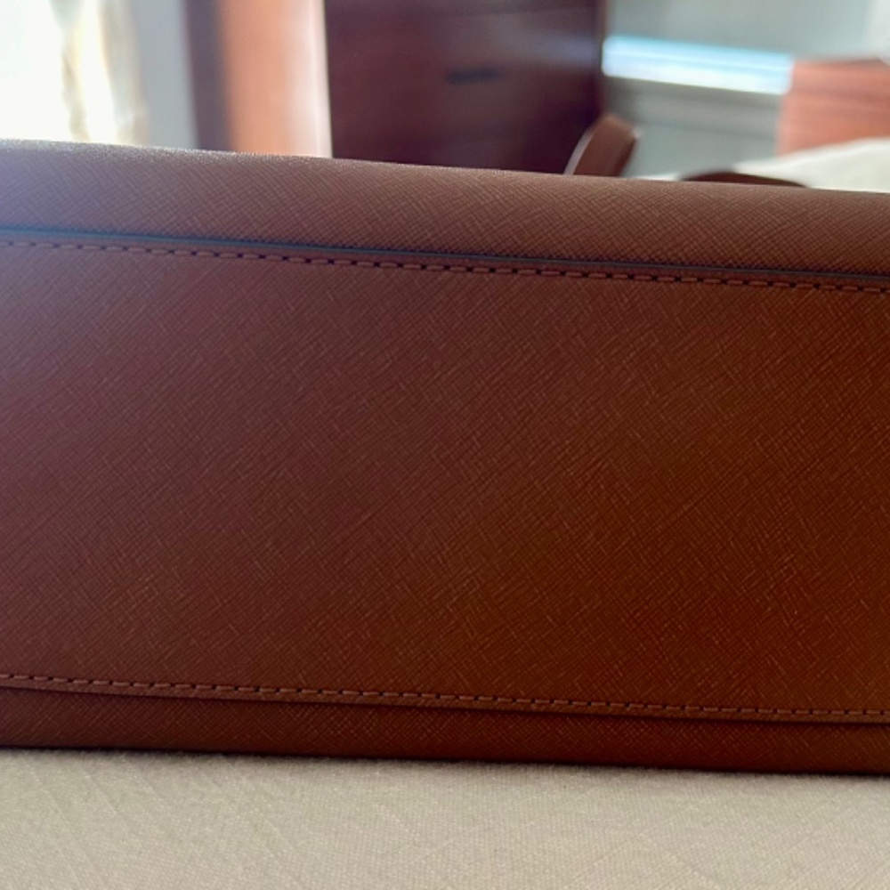 Michael Kors small Sutton Brown Saffiano Leather satchel - Picture 6 of 7